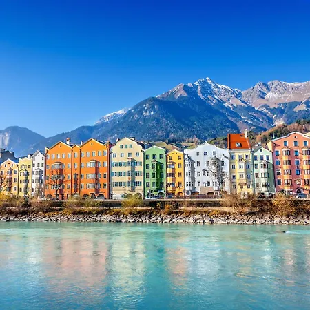 Innsbruck Central Apartment * İnnsbruck