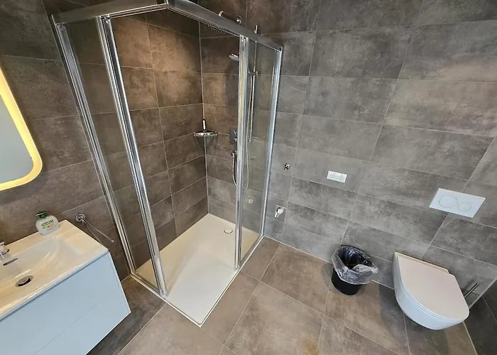 Innsbruck Central Apartment 公寓 *